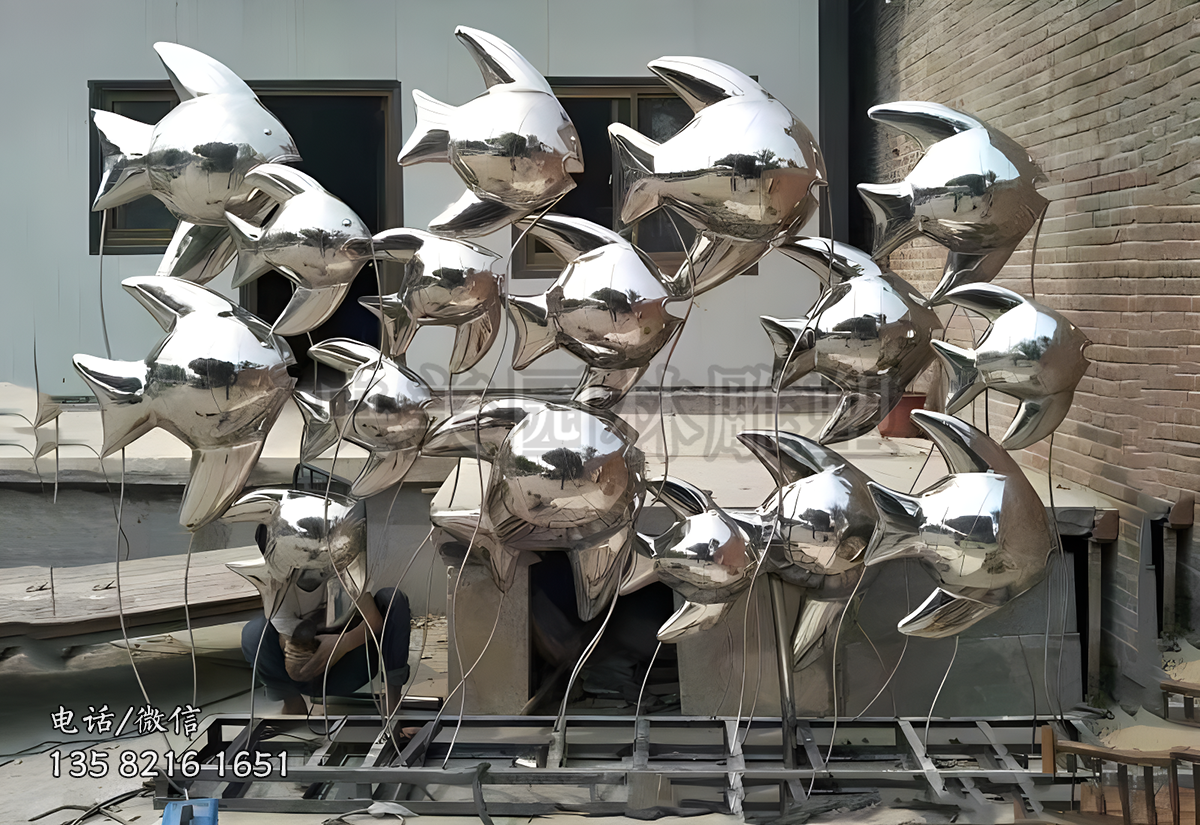鏡面不銹鋼小魚魚群雕塑