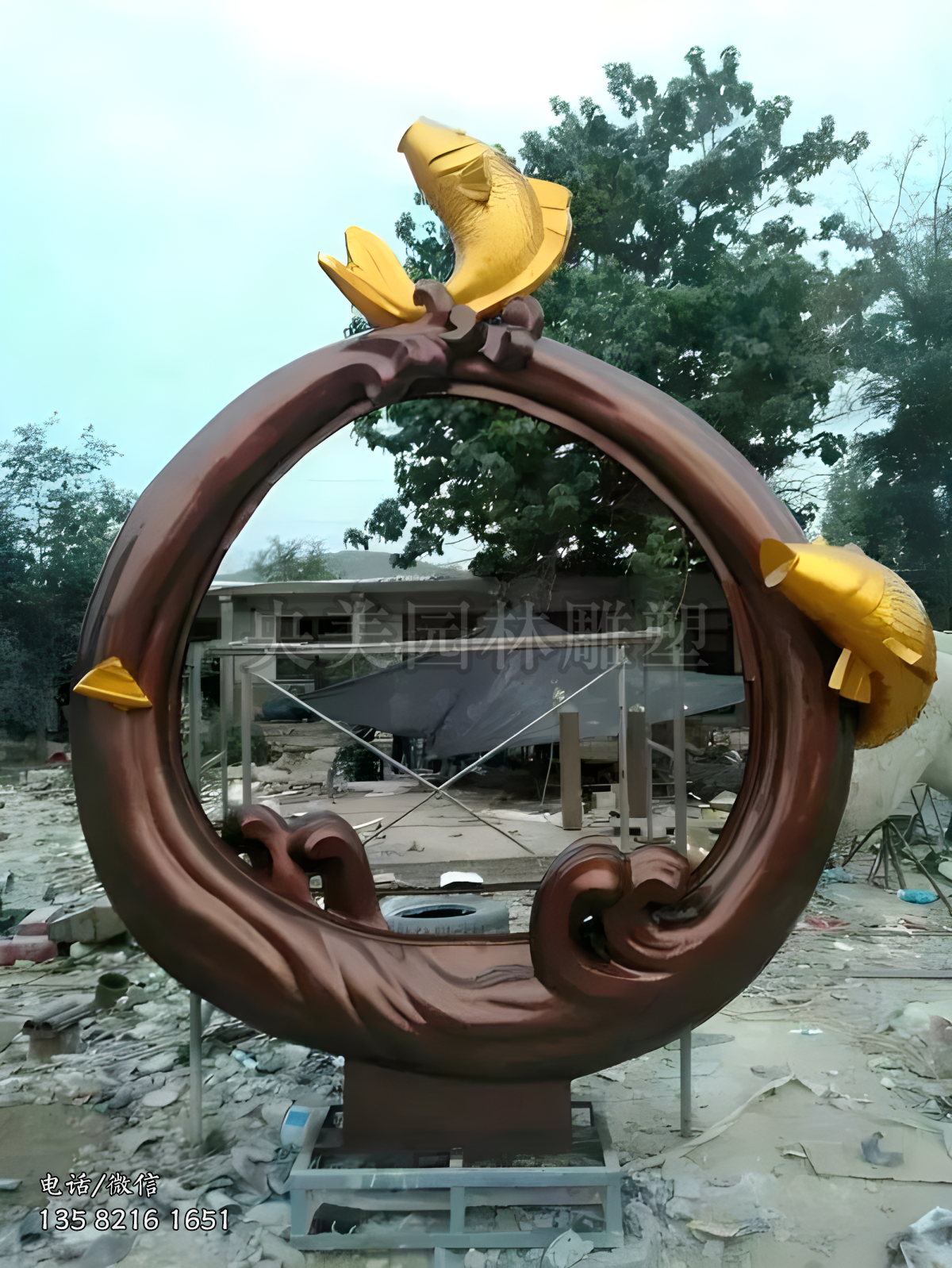 玻璃鋼噴漆鯉魚躍龍門雕塑