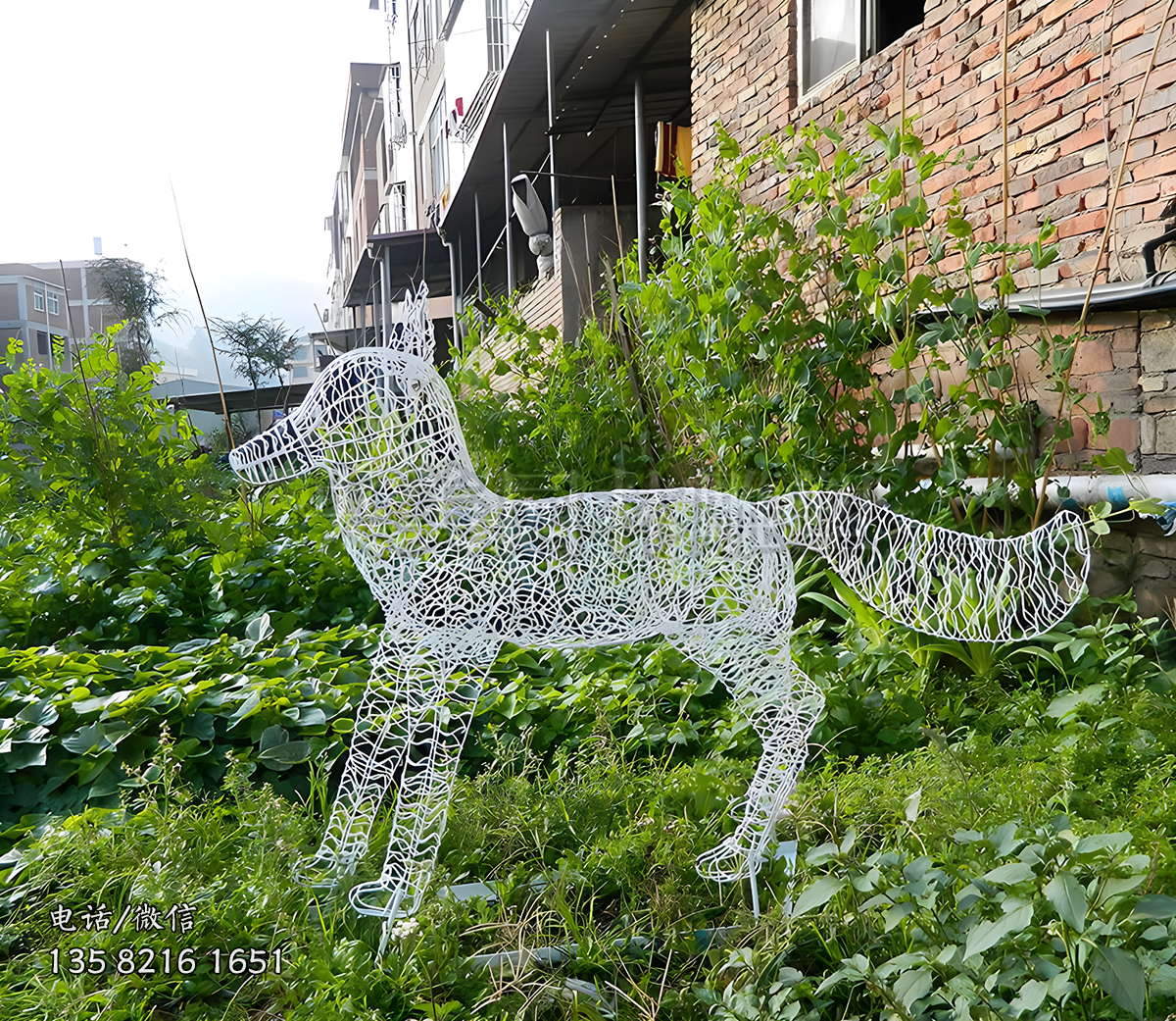 不銹鋼網格編織狐貍雕塑