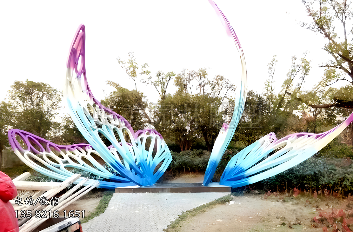 不銹鋼蝴蝶翅膀雕塑