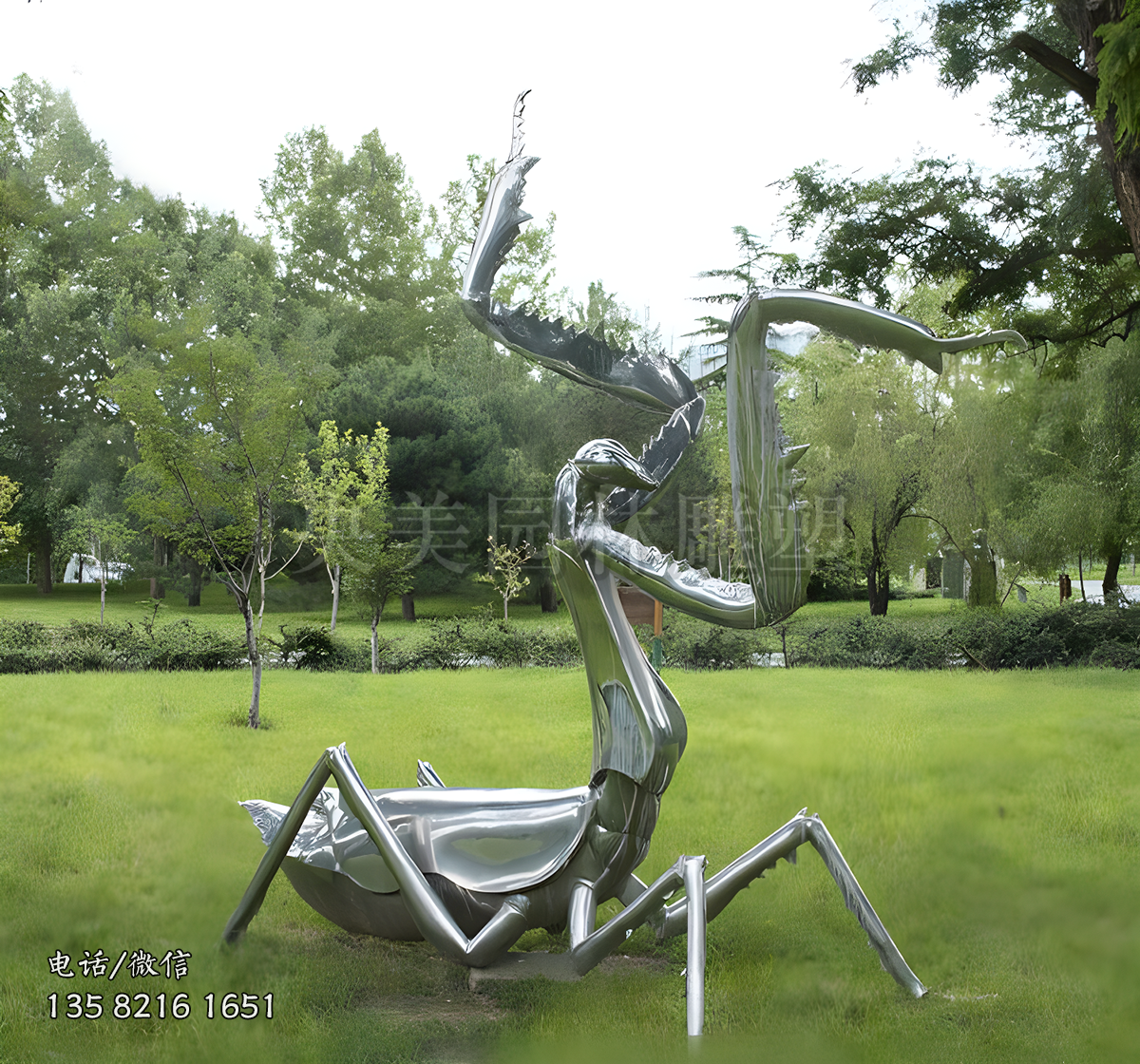 不銹鋼螳螂雕塑