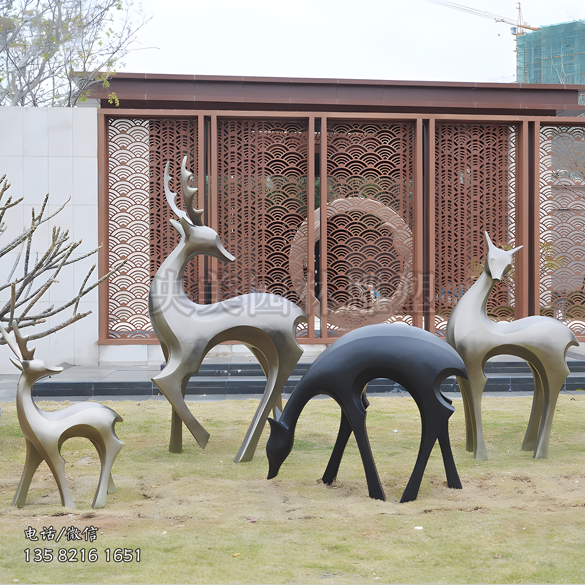 玻璃鋼噴漆抽象梅花鹿雕塑