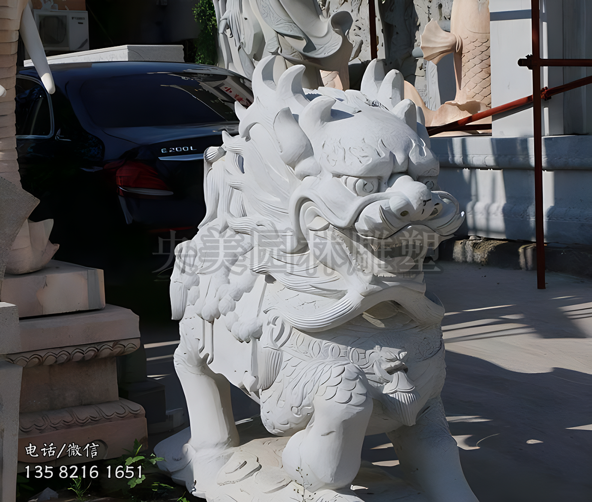 漢白玉奔跑的石雕麒麟