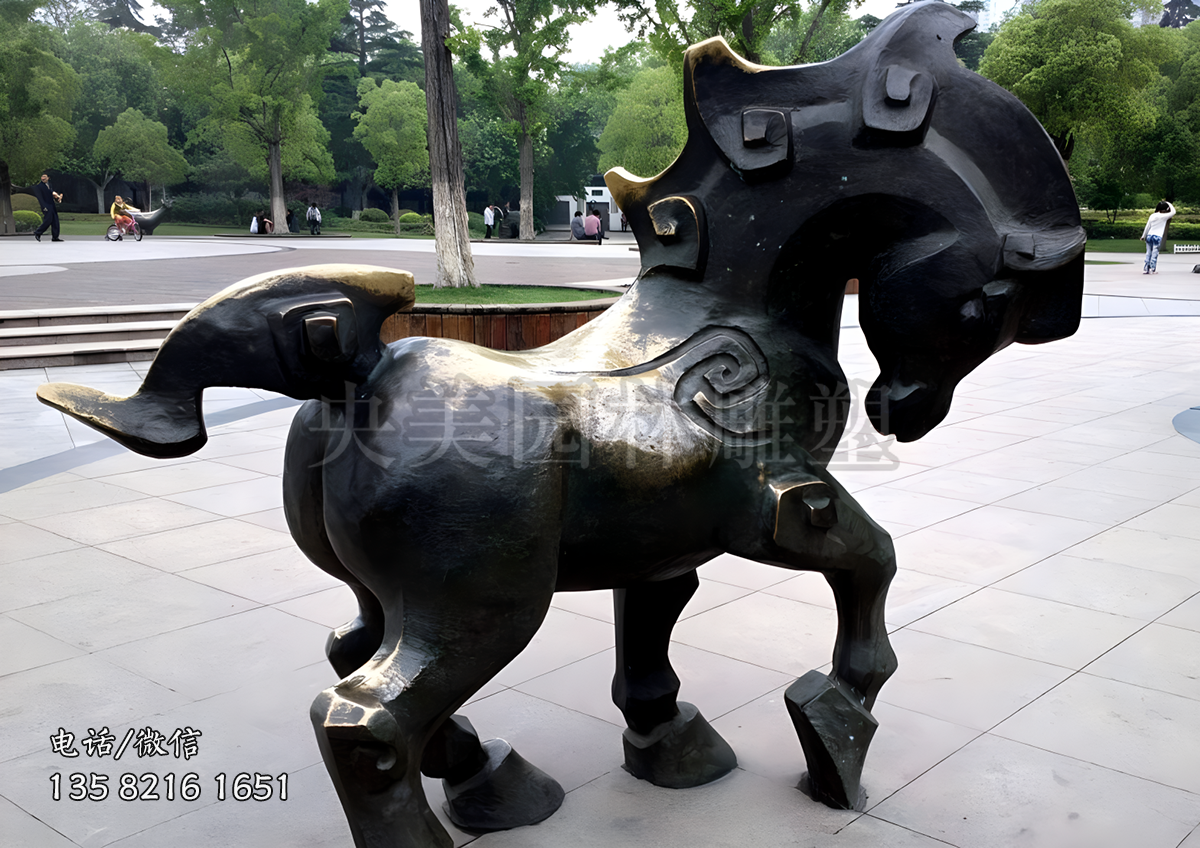 午馬十二生肖動物銅雕