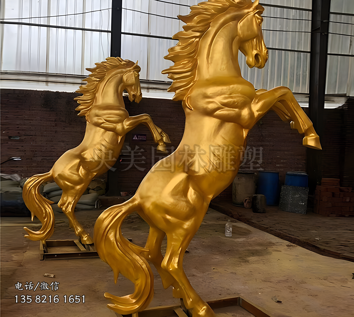 漆金馬兒銅雕塑