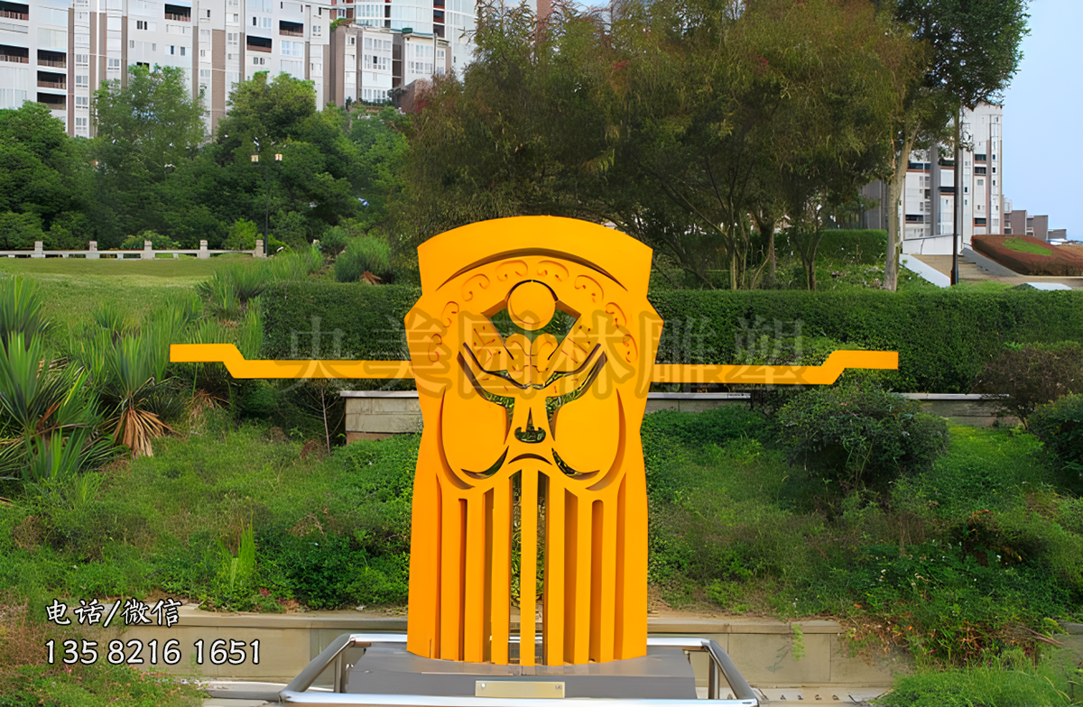 抽象包拯臉譜造型雕塑