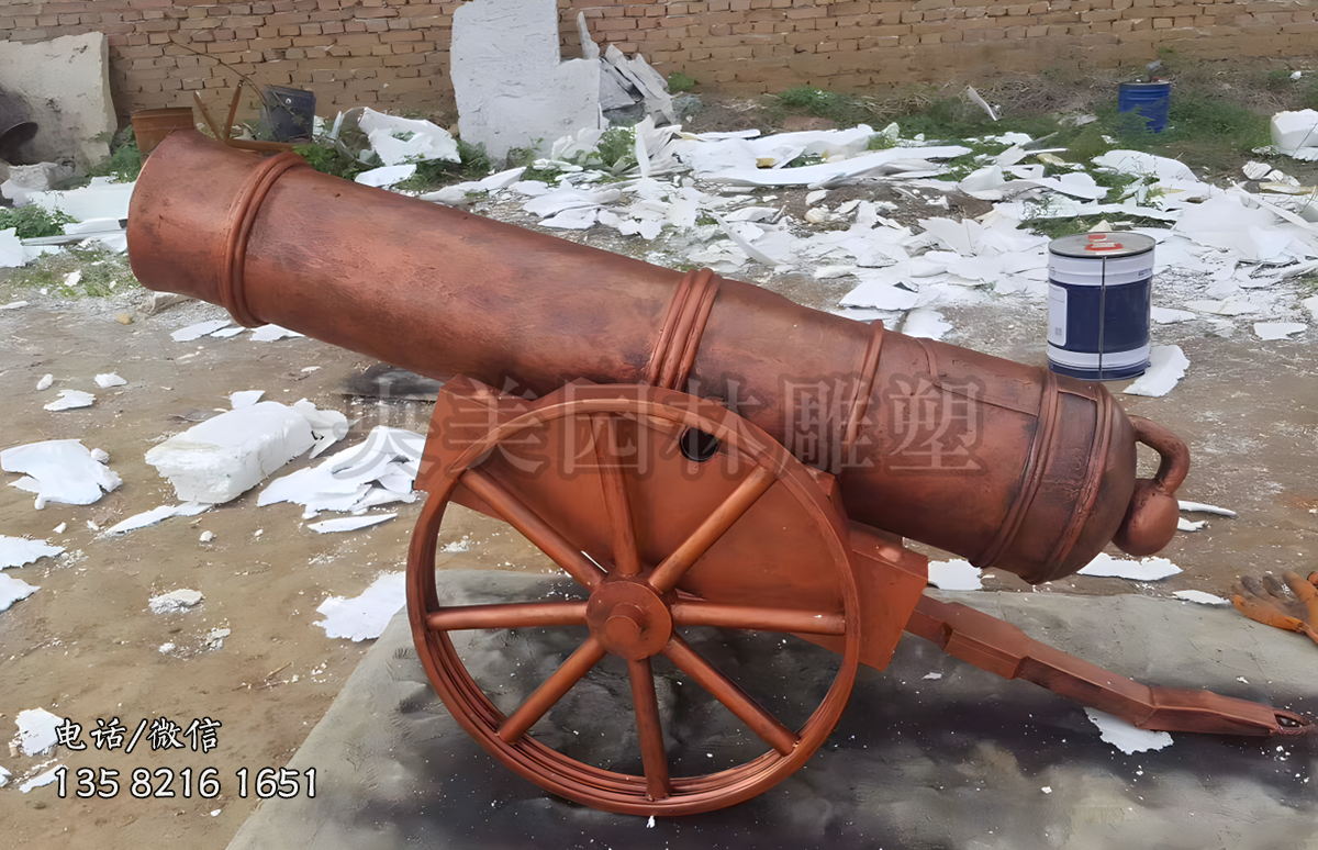 火炮戰(zhàn)車銅雕塑