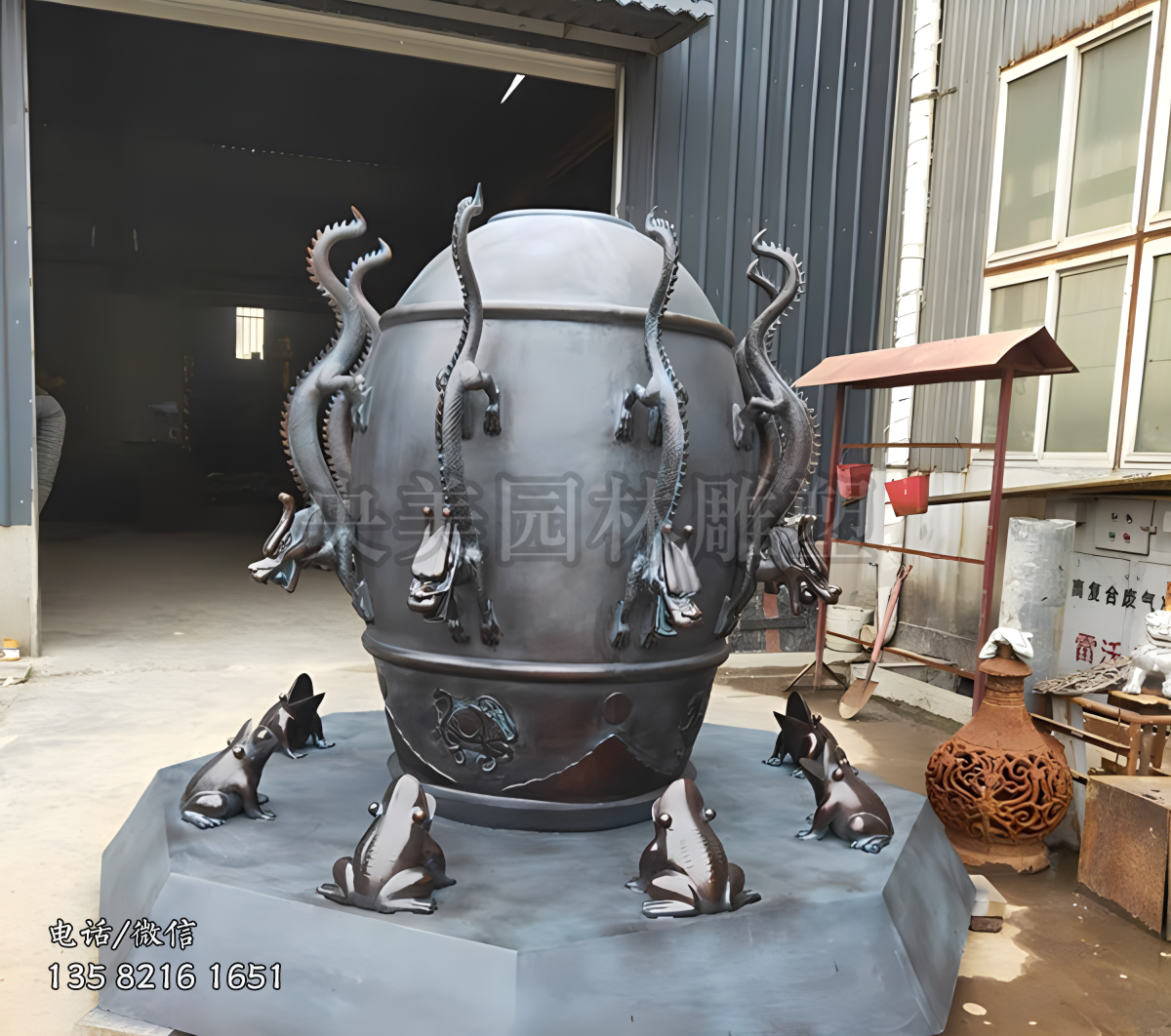 地動(dòng)儀鑄銅雕塑