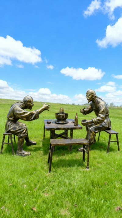 玻璃鋼仿銅吃火鍋的人物雕塑 (5)